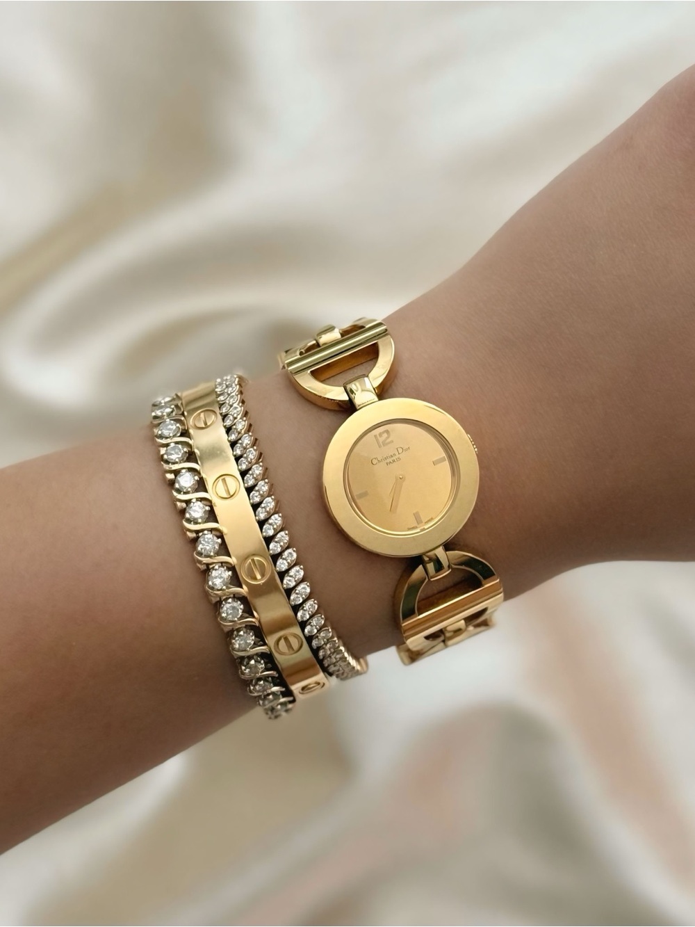 AUTHENTIC RARE VINTAGE DIOR GOLD WATCH - Picture 2 of 8